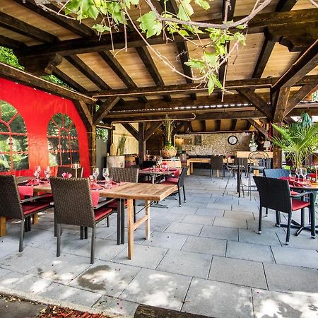 Reves Gourmands, Hotellerie & Gastronomie Vernayaz Exteriér fotografie