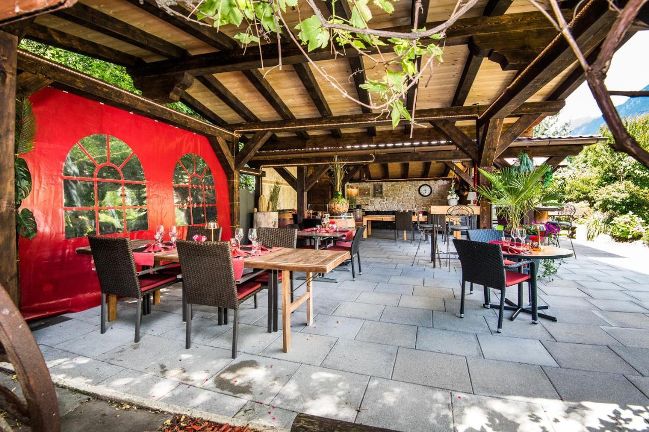 Reves Gourmands, Hotellerie & Gastronomie Vernayaz Exteriér fotografie