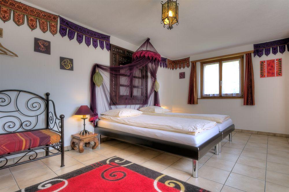 Reves Gourmands, Hotellerie & Gastronomie Vernayaz Exteriér fotografie