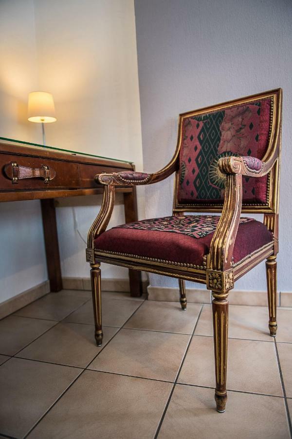 Reves Gourmands, Hotellerie & Gastronomie Vernayaz Exteriér fotografie